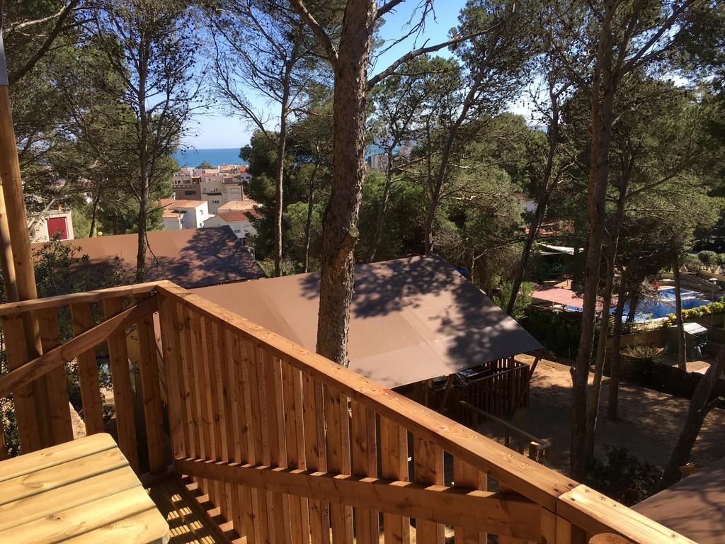 ל'אסטרטיט Glamping Lodge Estartit מראה חיצוני תמונה