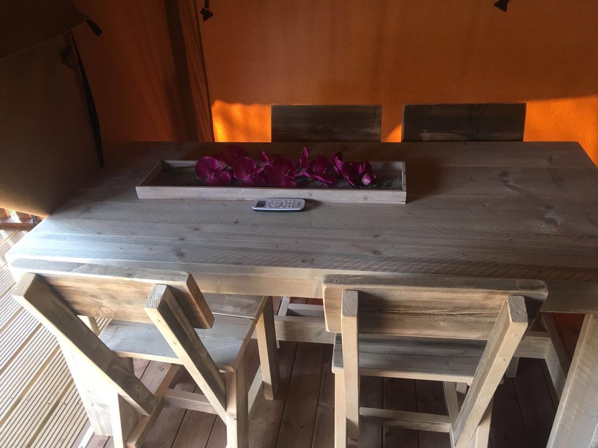 ל'אסטרטיט Glamping Lodge Estartit מראה חיצוני תמונה