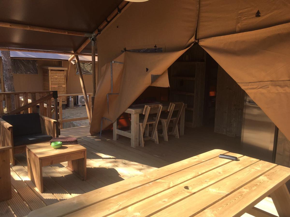 ל'אסטרטיט Glamping Lodge Estartit מראה חיצוני תמונה