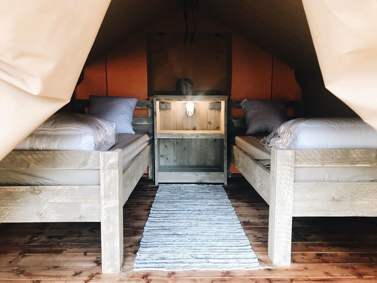 ל'אסטרטיט Glamping Lodge Estartit מראה חיצוני תמונה